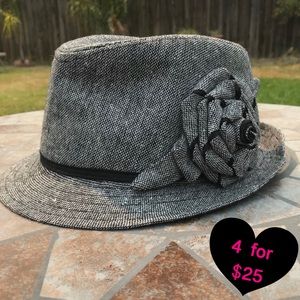 GRAY FEDORA WITH FLOWER, ICING